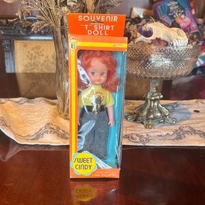 Sweet Cindy Souvenir T-Shirt Doll